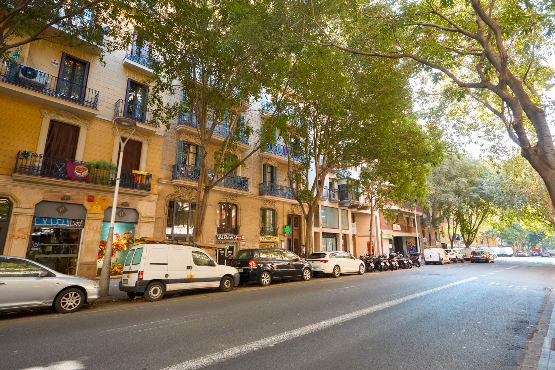 property_image_1